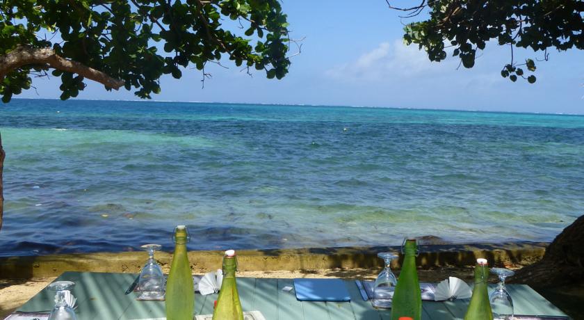 Mai Dive' Astrolabe Reef Resort Naqara Bagian luar foto