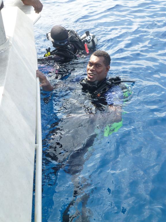 Mai Dive' Astrolabe Reef Resort Naqara Bagian luar foto